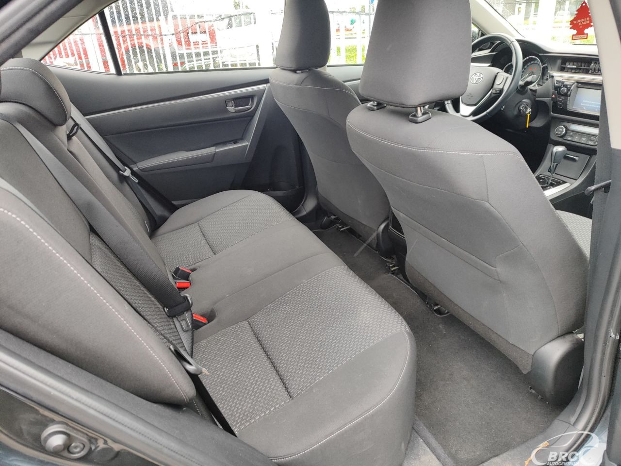 Toyota Corolla | 9