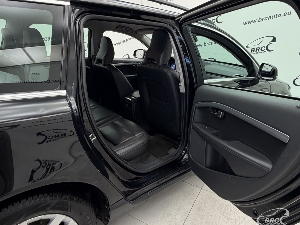 Volvo V70 | 11