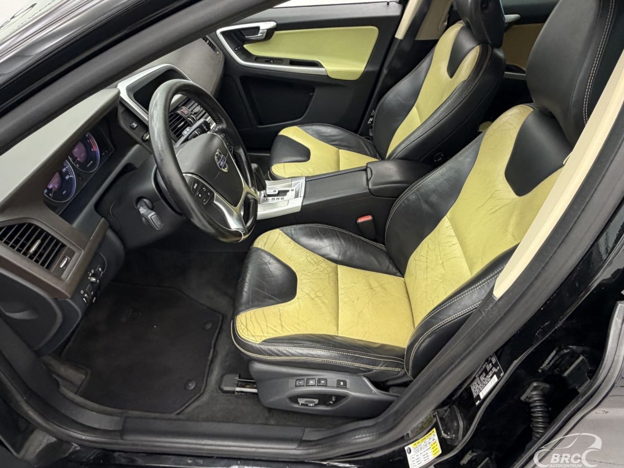 Volvo XC60 | 19