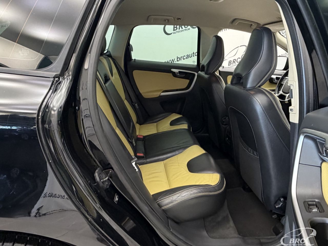 Volvo XC60 | 8