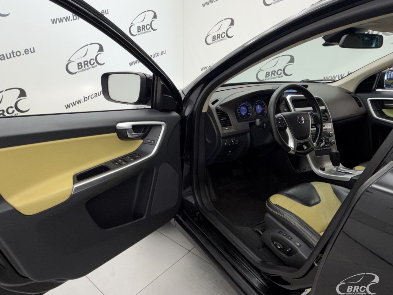 Volvo XC60 | 17