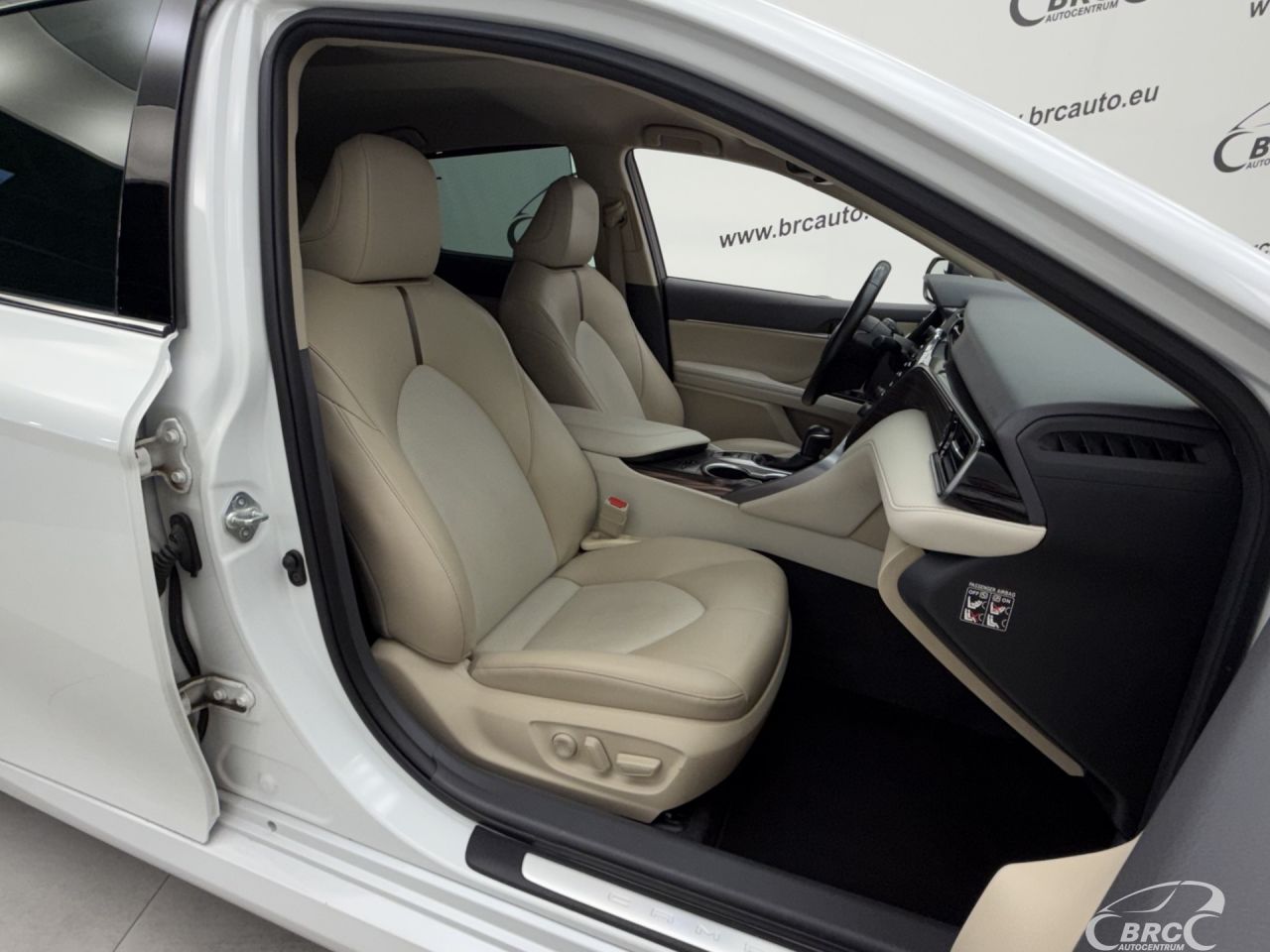 Toyota Camry | 6
