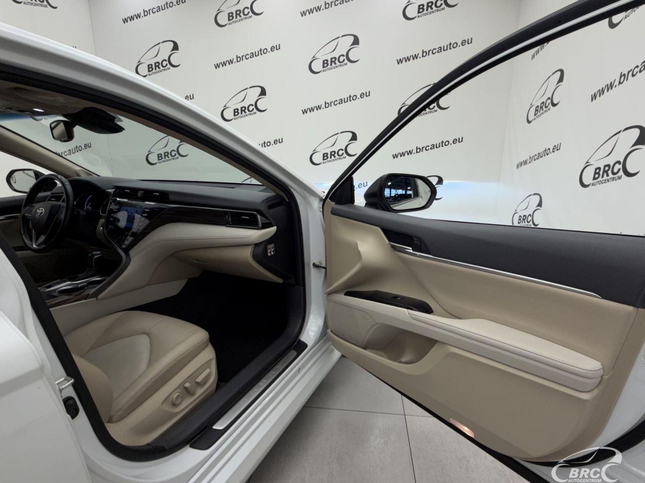 Toyota Camry | 7