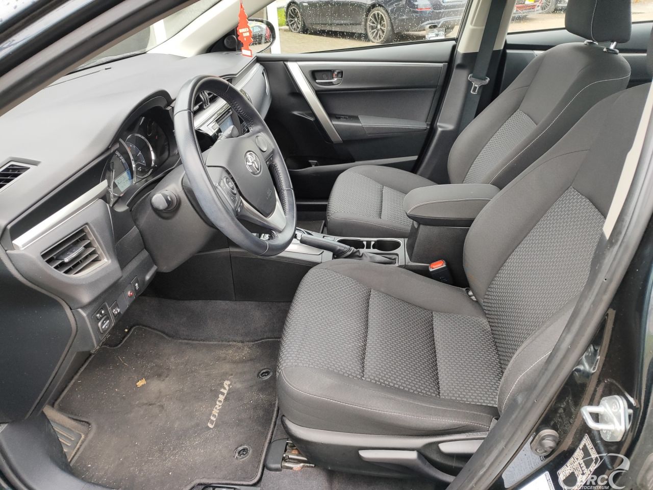 Toyota Corolla | 17