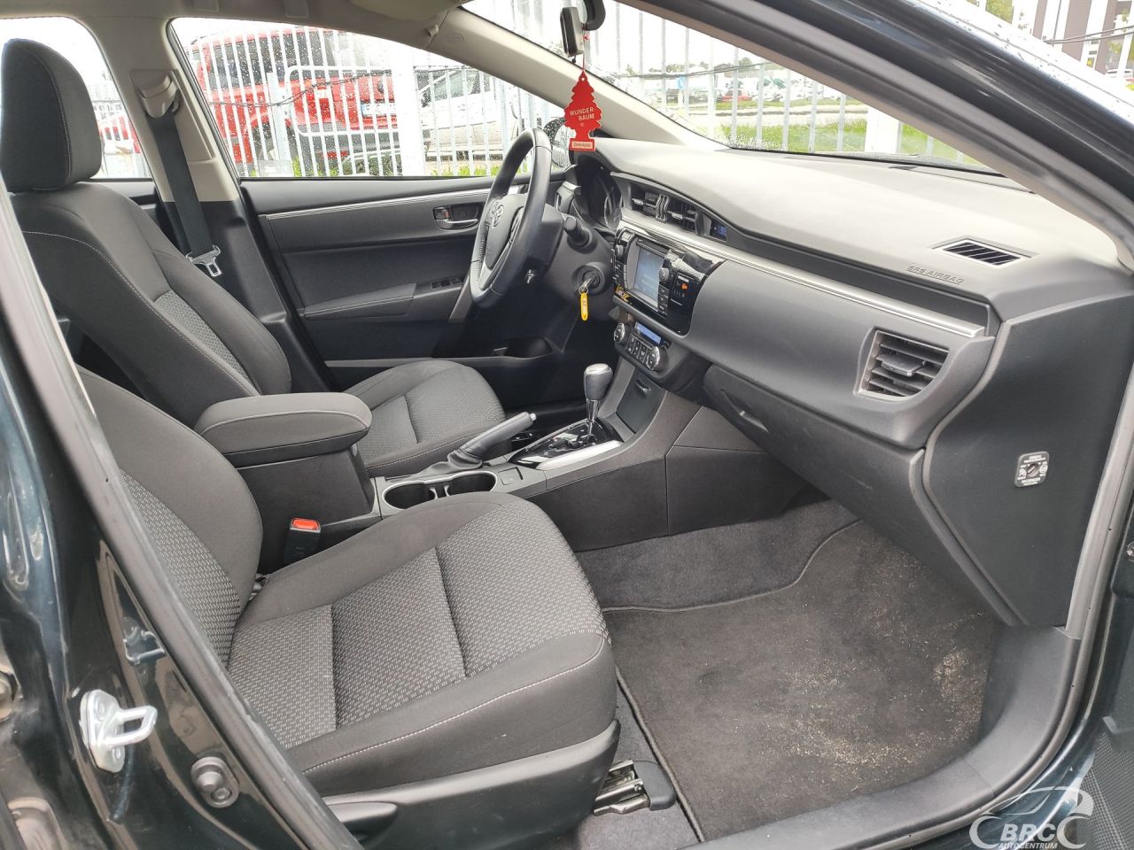 Toyota Corolla | 6