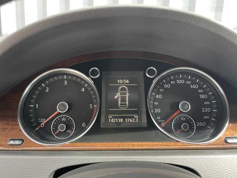 Volkswagen Passat | 25