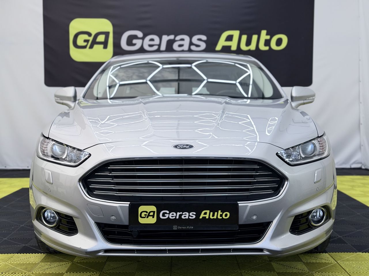 Ford Mondeo | 1