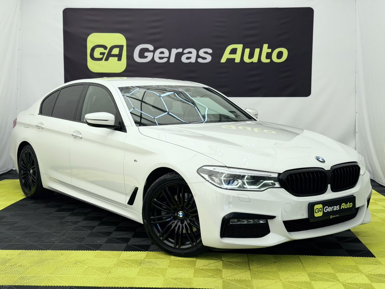 BMW 520 | 2