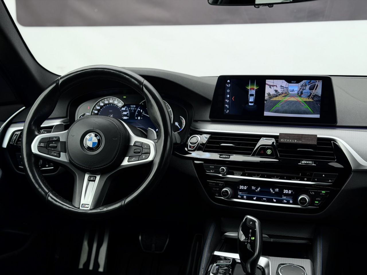 BMW 520 | 14