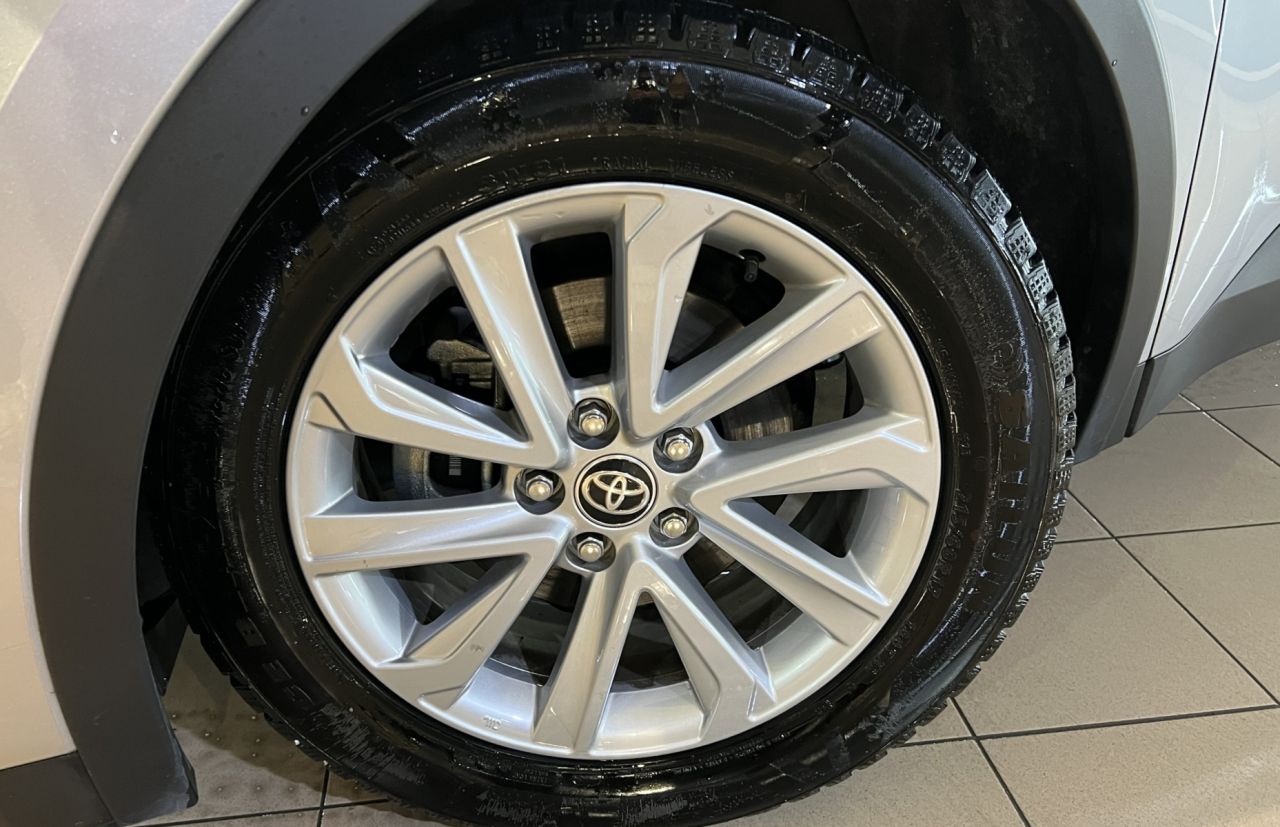 Toyota C-HR | 3