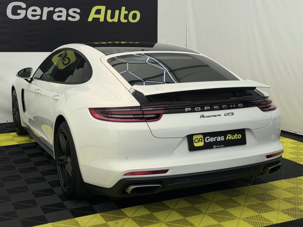 Porsche Panamera | 5