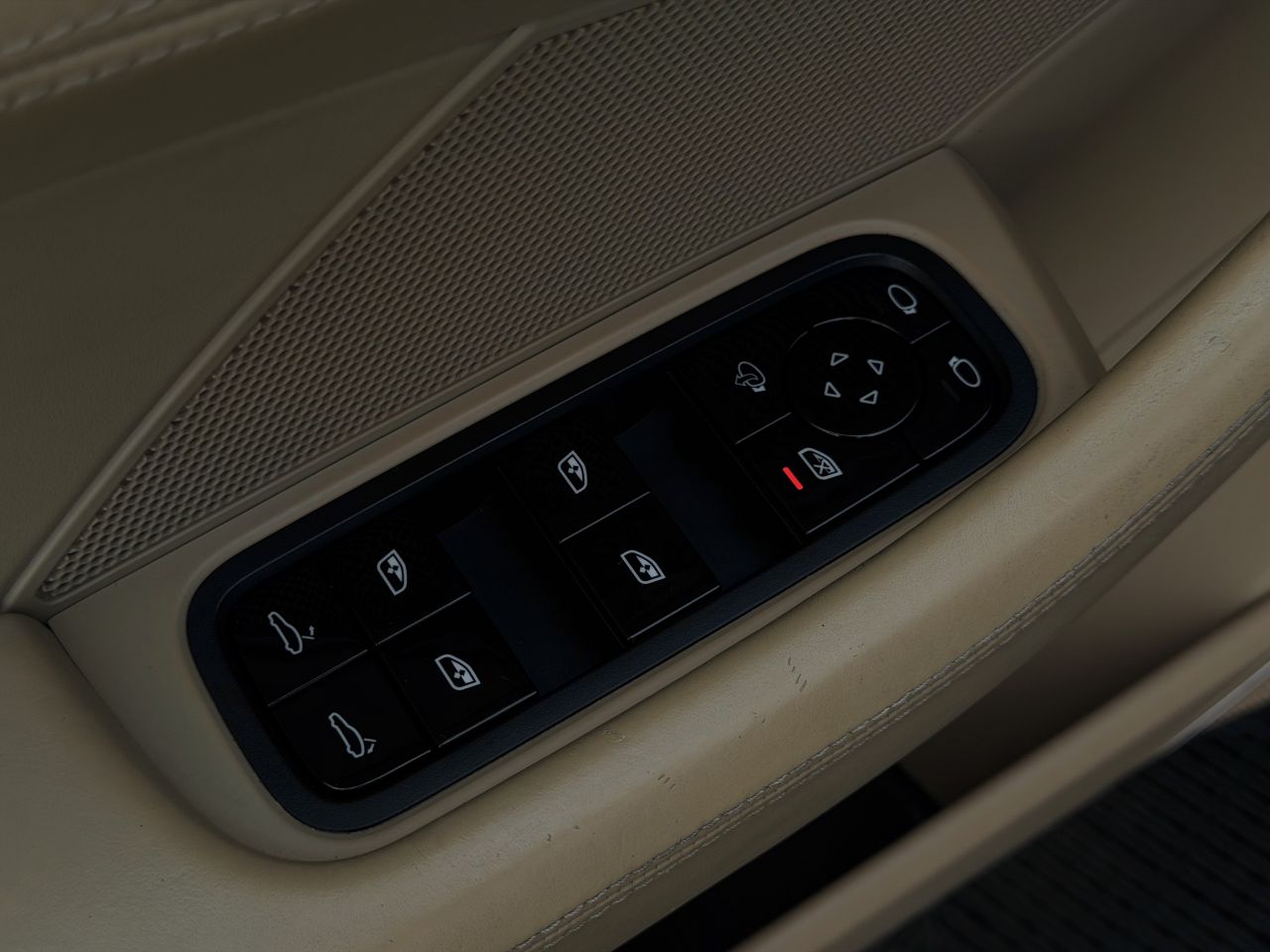 Porsche Panamera | 22