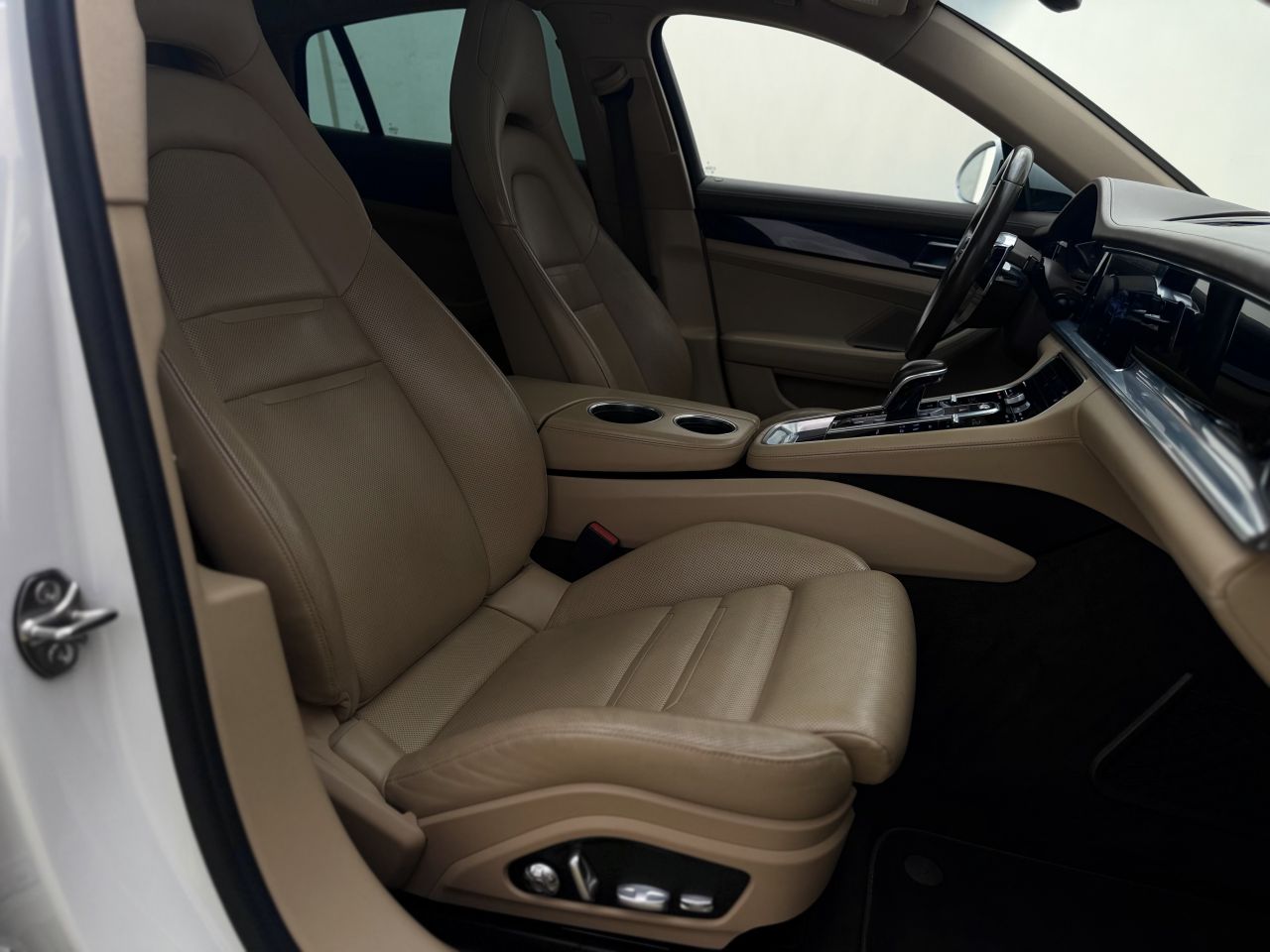 Porsche Panamera | 14