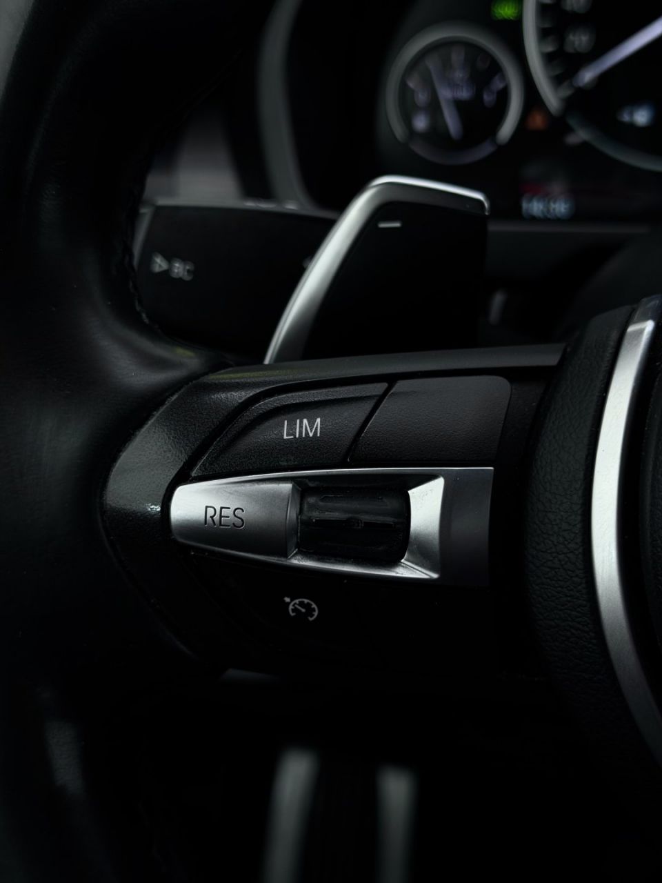 BMW X6 | 24