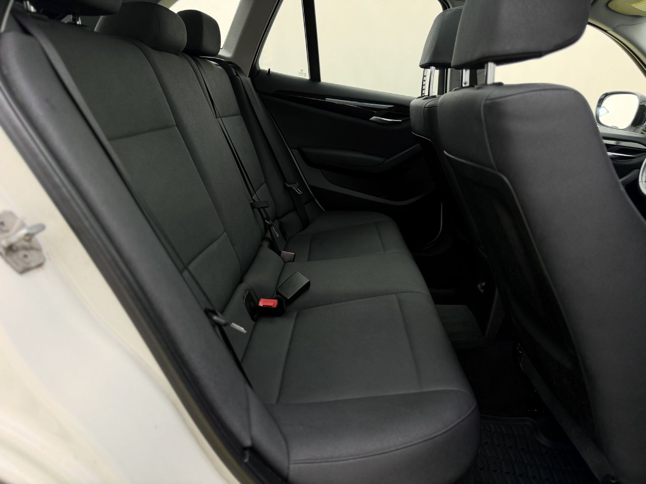 BMW X1 | 12