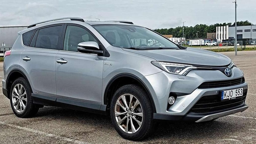 Toyota RAV4 | 4
