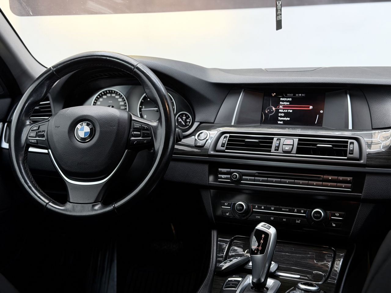 BMW 520 | 17