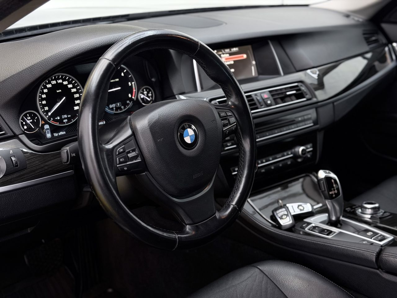 BMW 520 | 8