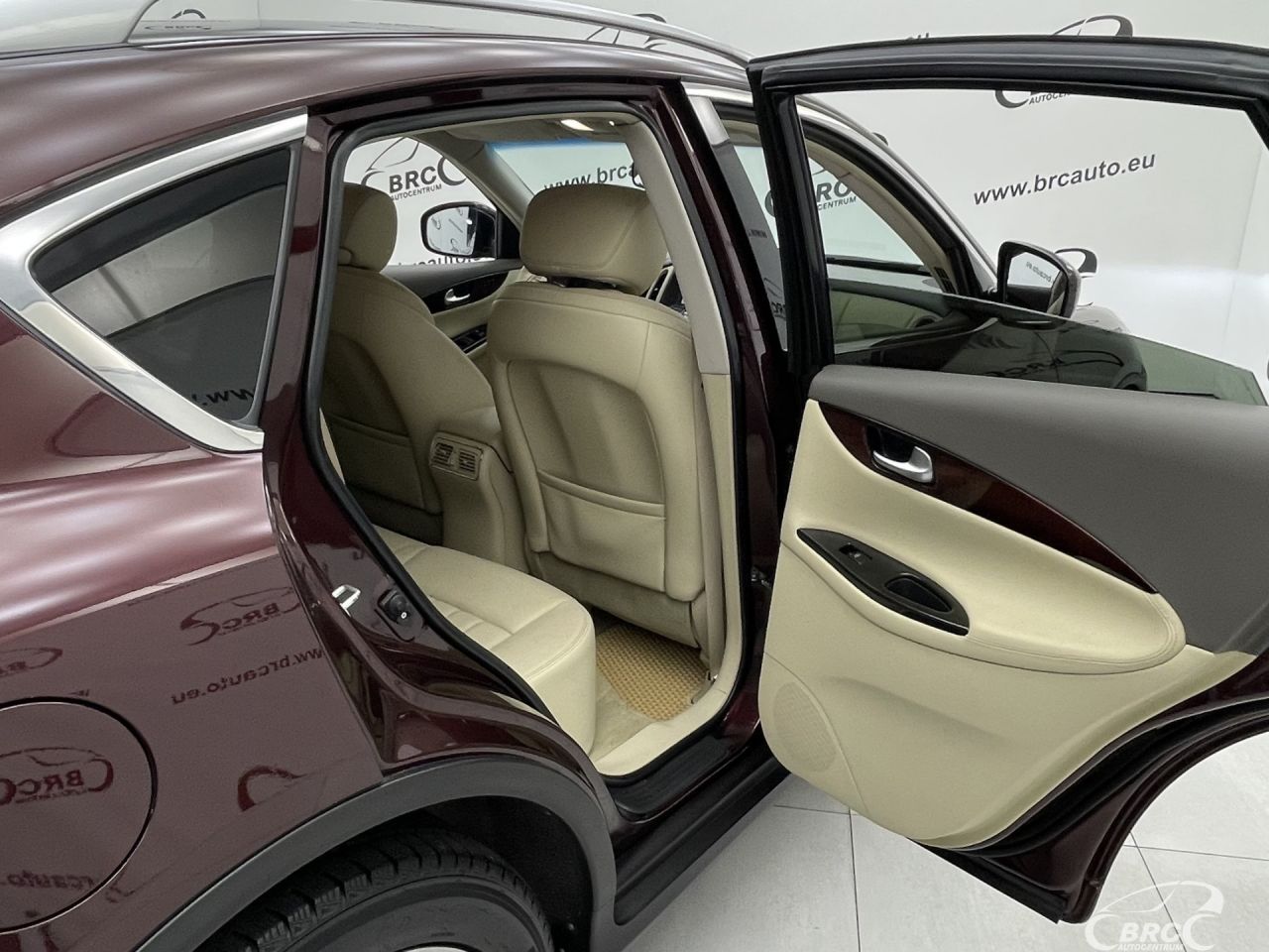 Infiniti EX30 | 13