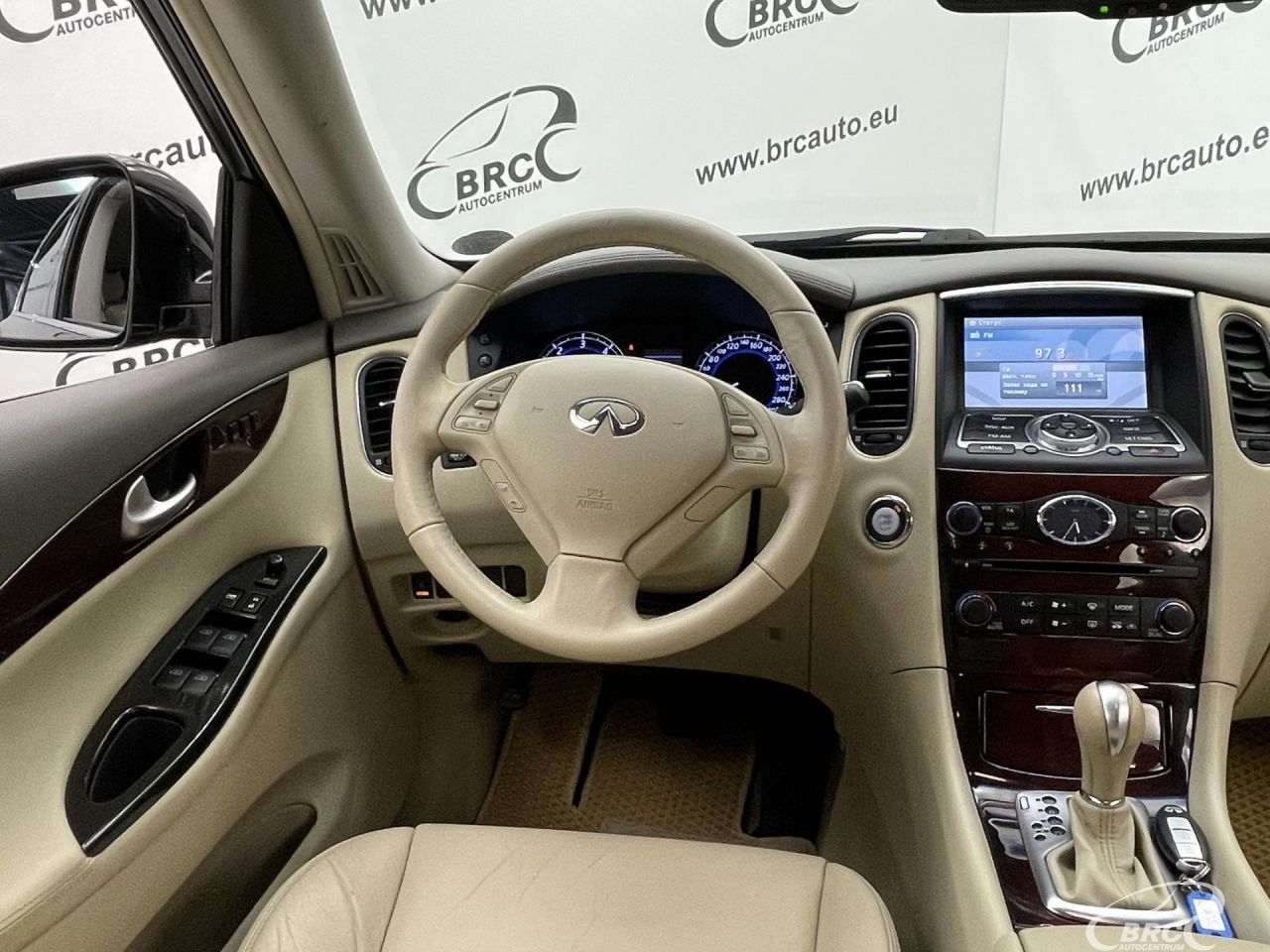 Infiniti EX30 | 14