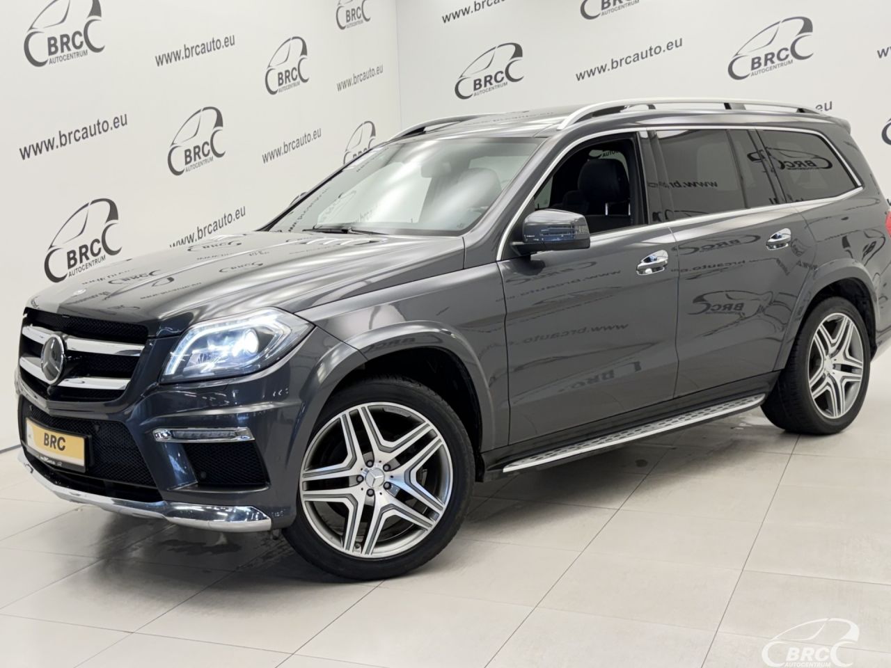 Mercedes-Benz GL350 | 0