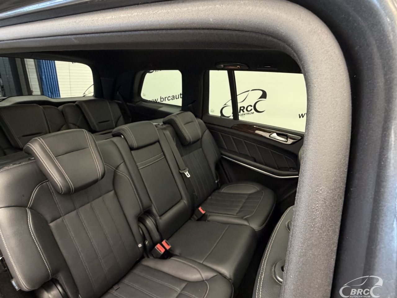 Mercedes-Benz GL350 | 11
