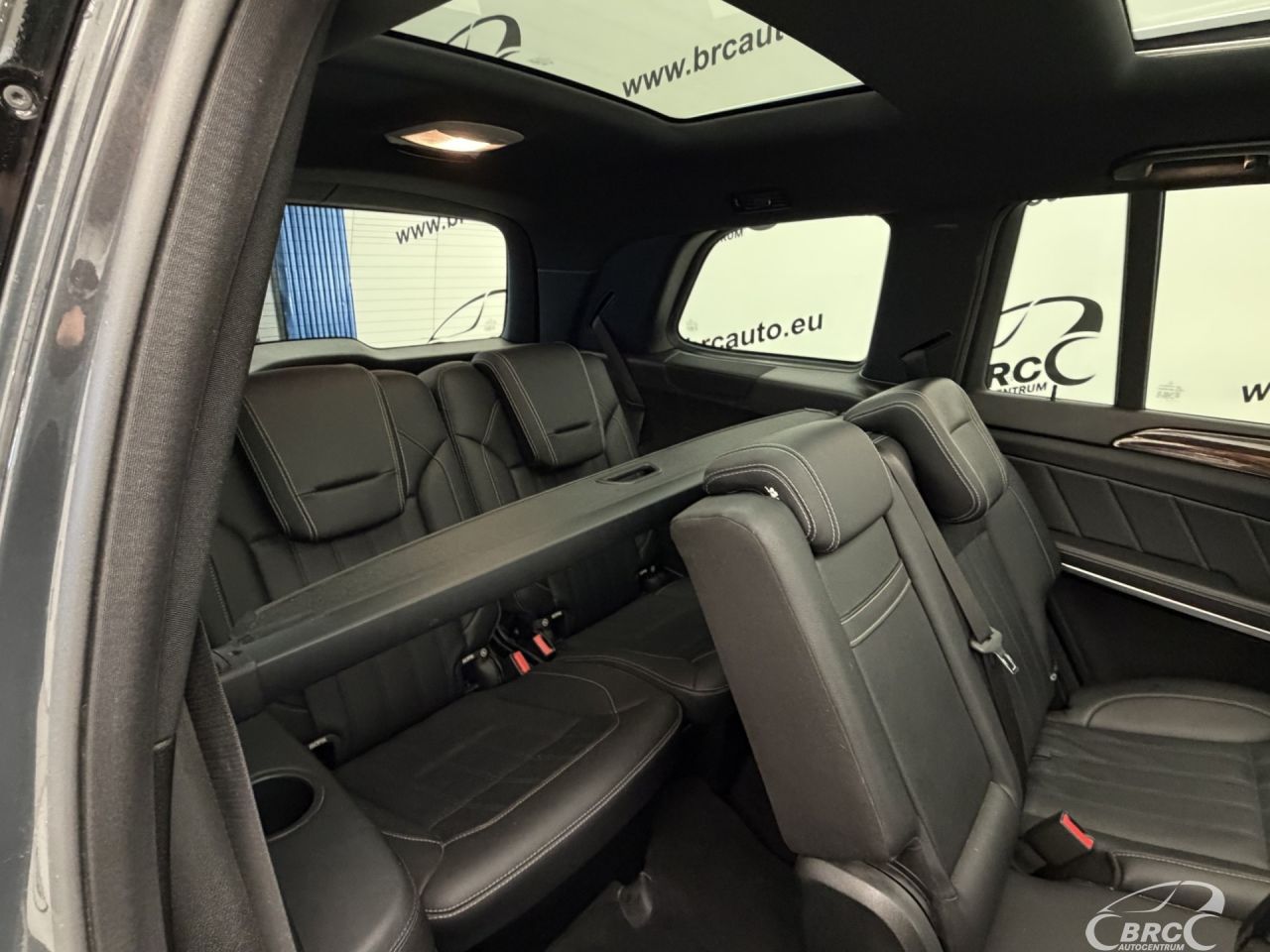 Mercedes-Benz GL350 | 13