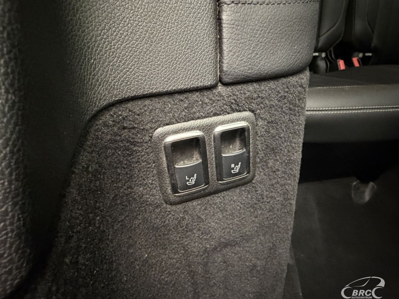 Mercedes-Benz GL350 | 14