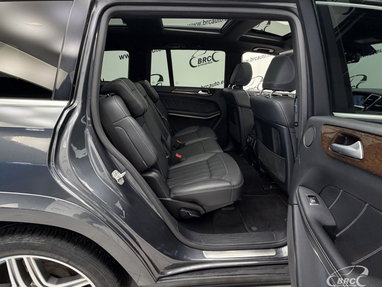 Mercedes-Benz GL350 | 9