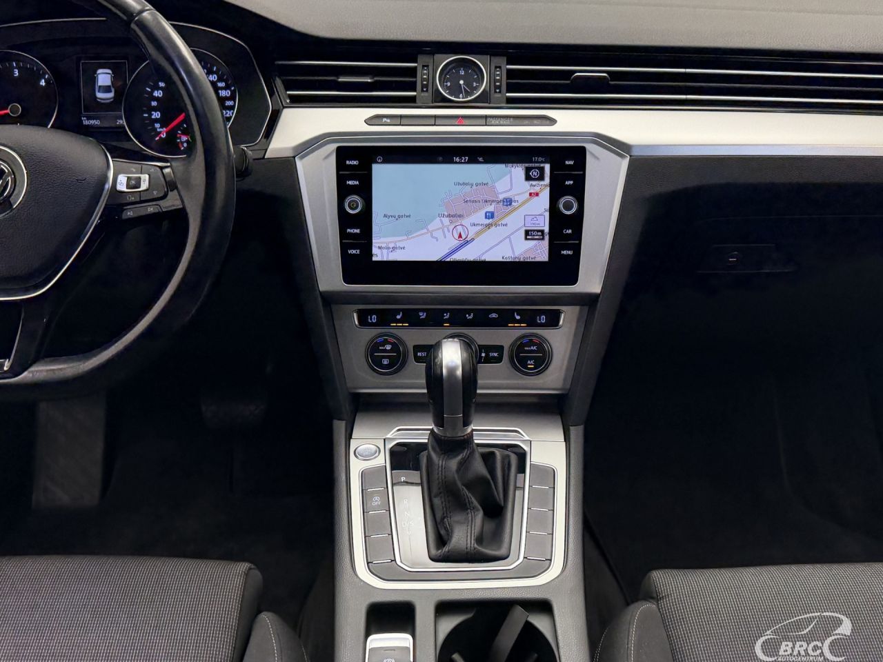 Volkswagen Passat | 15
