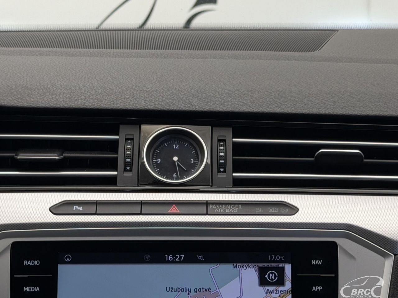 Volkswagen Passat | 14