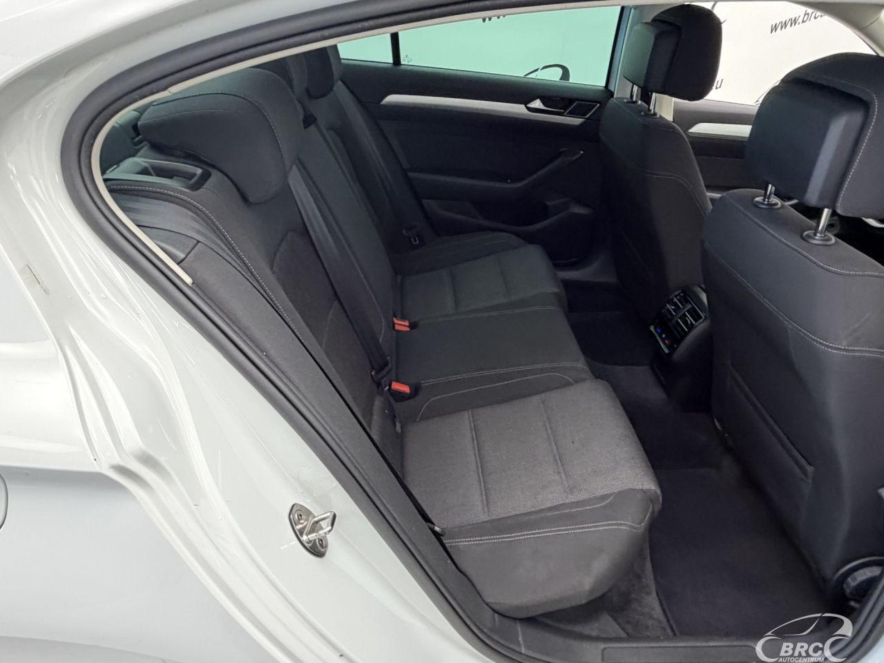 Volkswagen Passat | 9