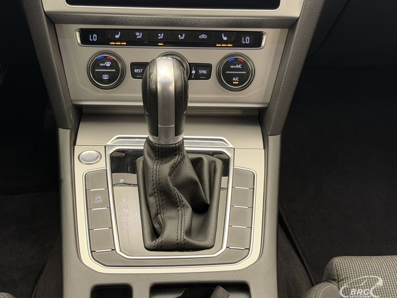 Volkswagen Passat | 17