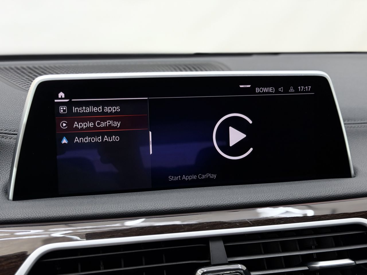BMW 740 | 29