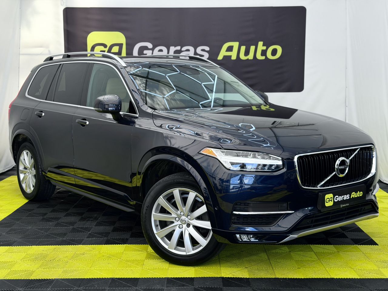 Volvo XC90 | 2