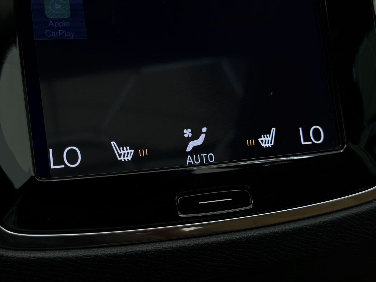Volvo XC90 | 33