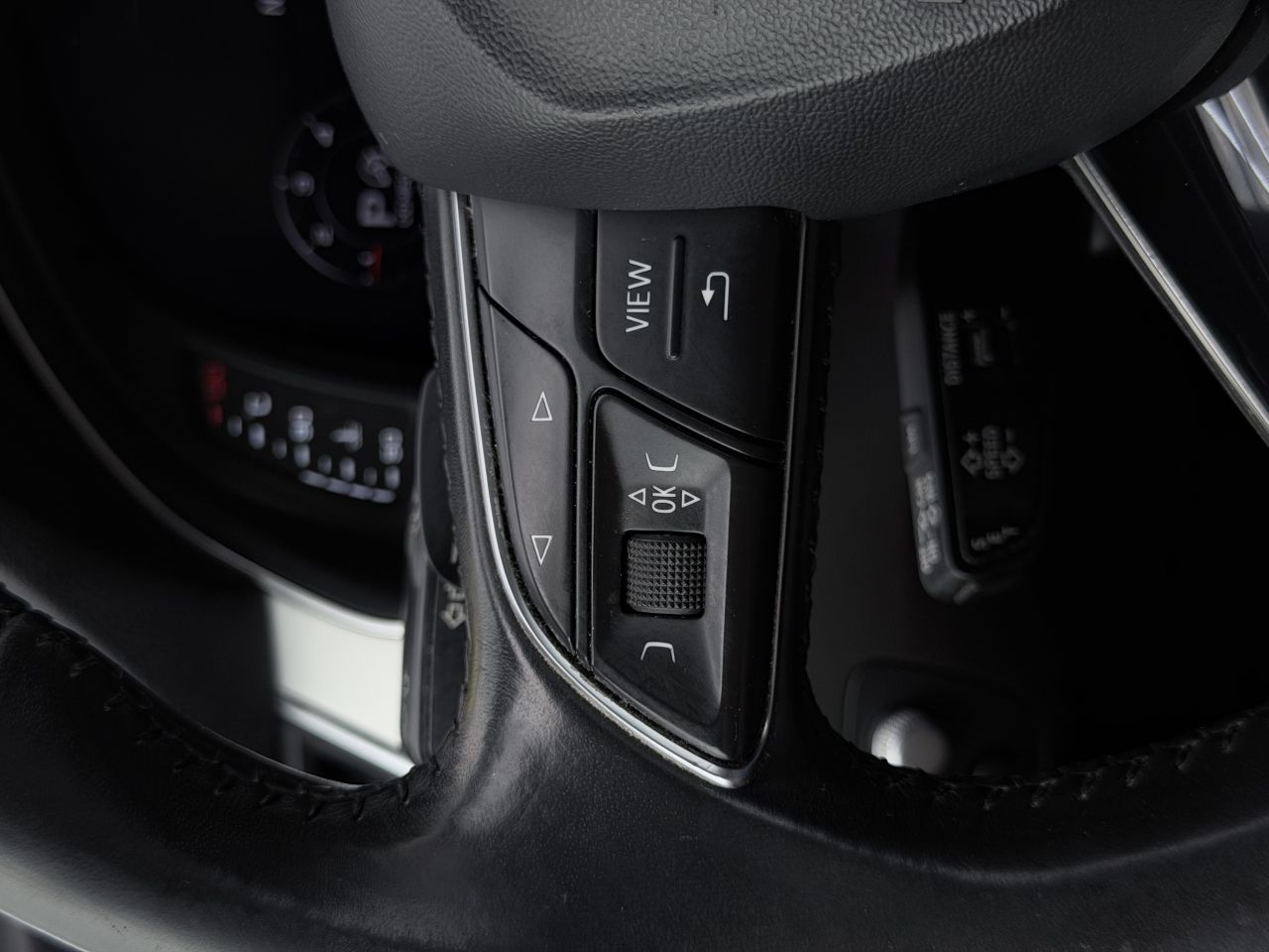 Audi Q7 | 30