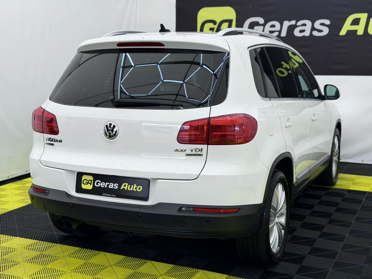 Volkswagen Tiguan | 3
