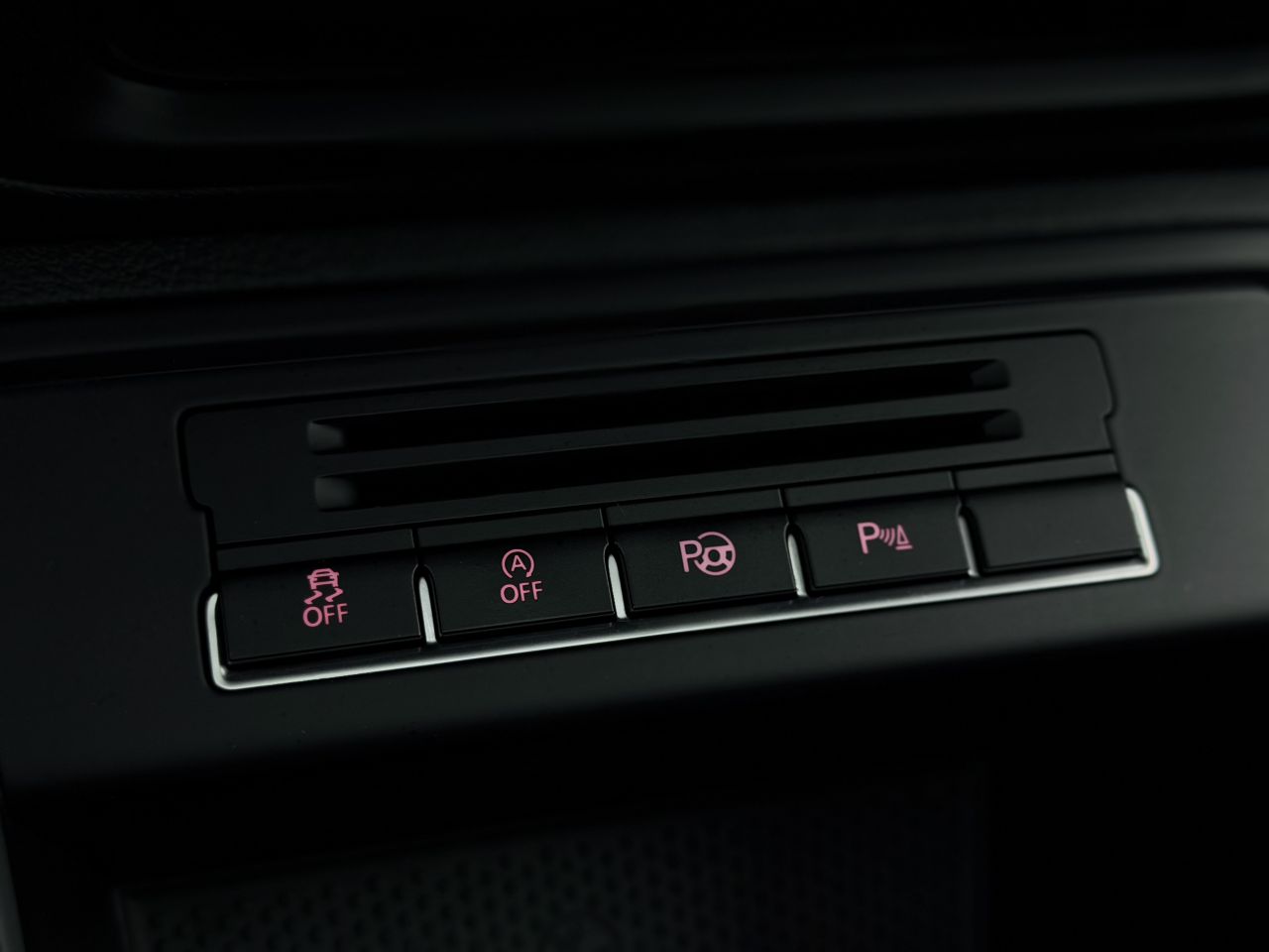 Volkswagen Tiguan | 23