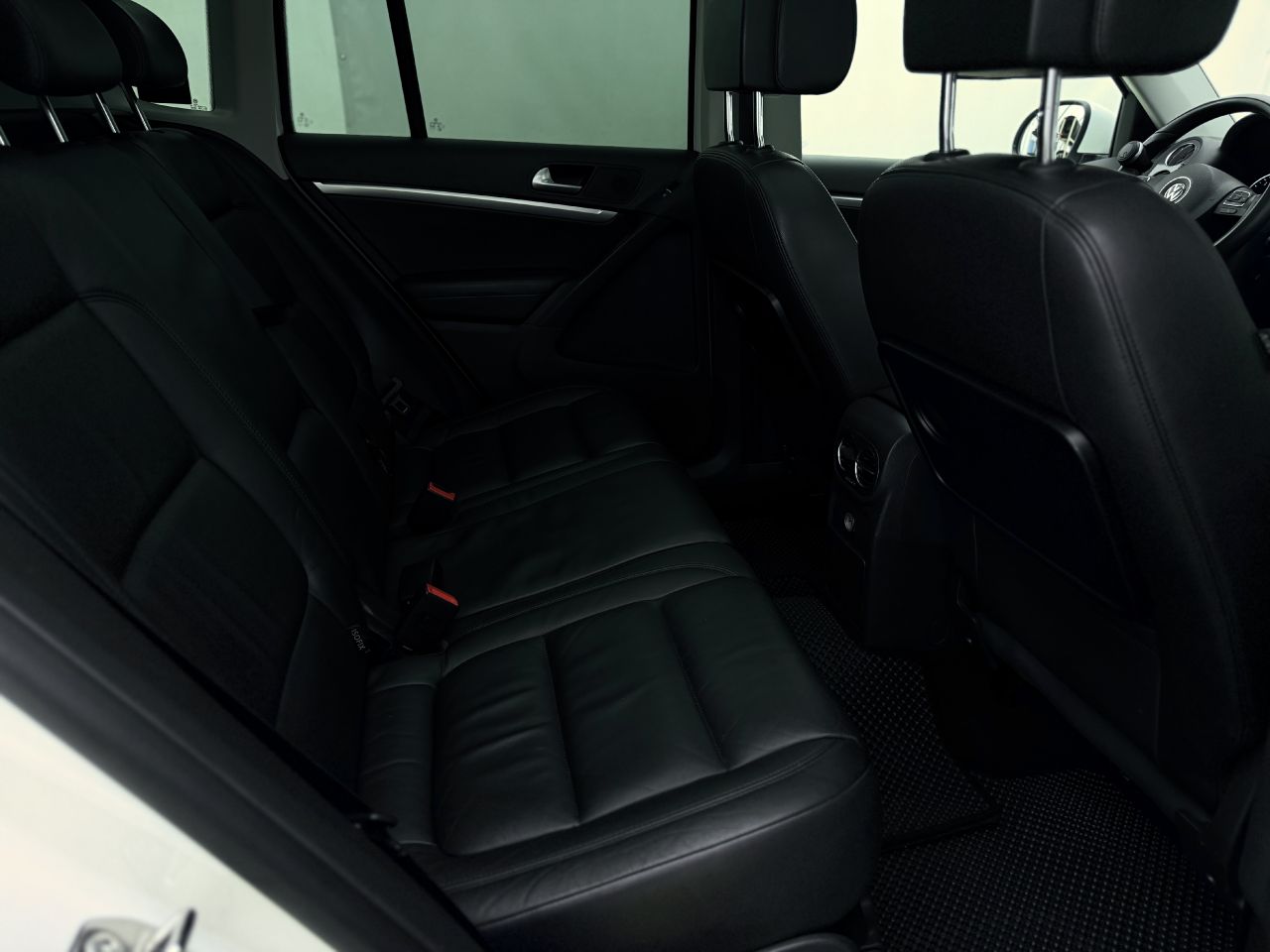 Volkswagen Tiguan | 12
