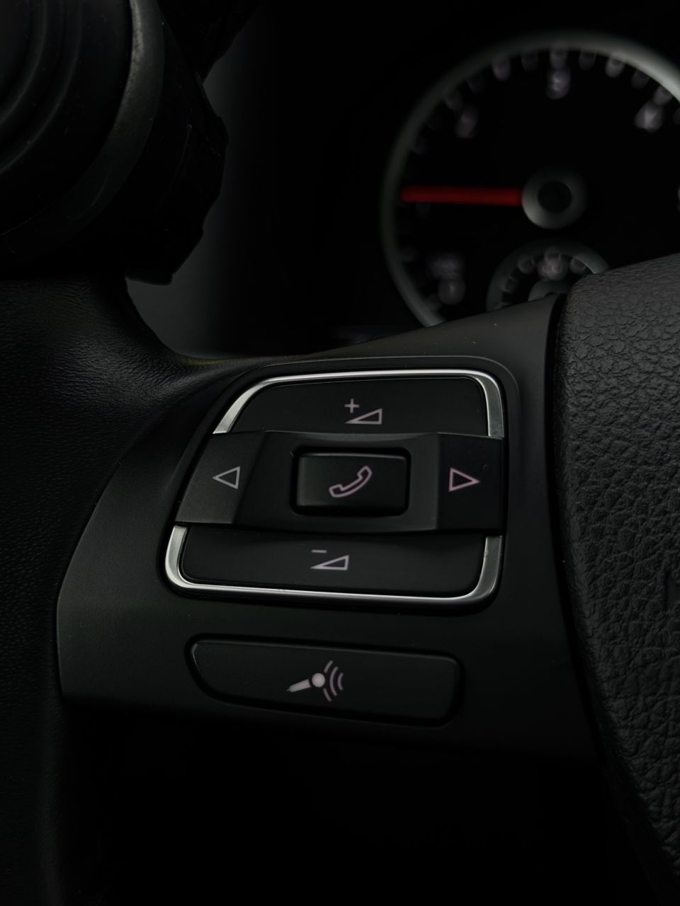 Volkswagen Tiguan | 27