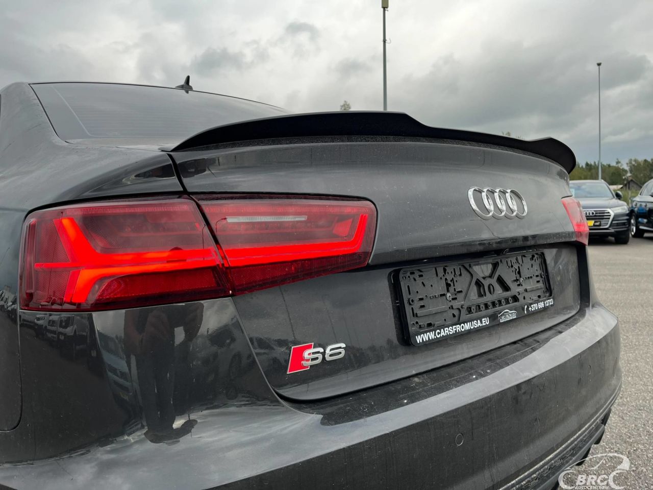 Audi S6 | 10