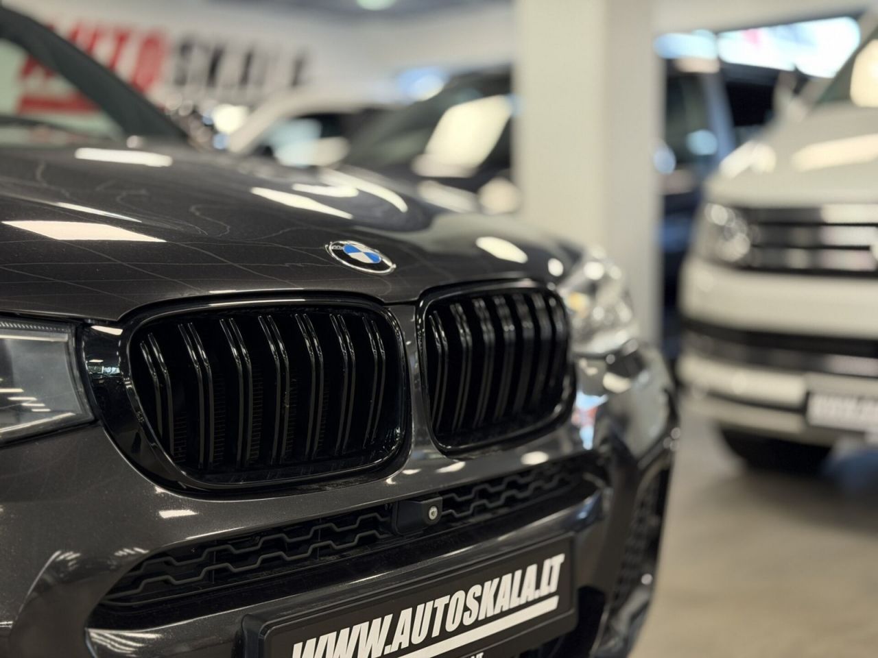 BMW X4 | 32