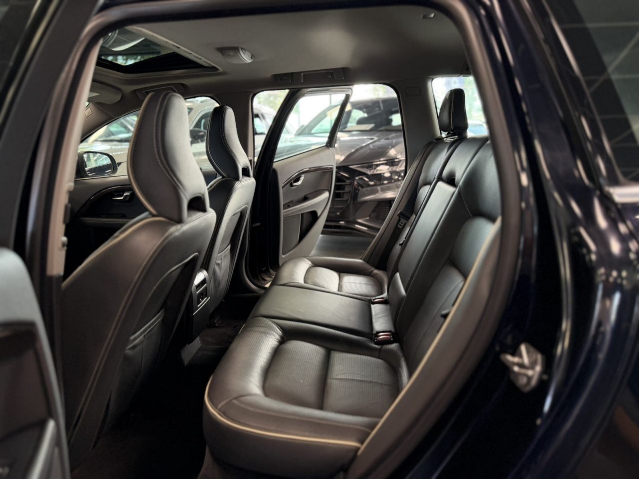 Volvo V70 | 9
