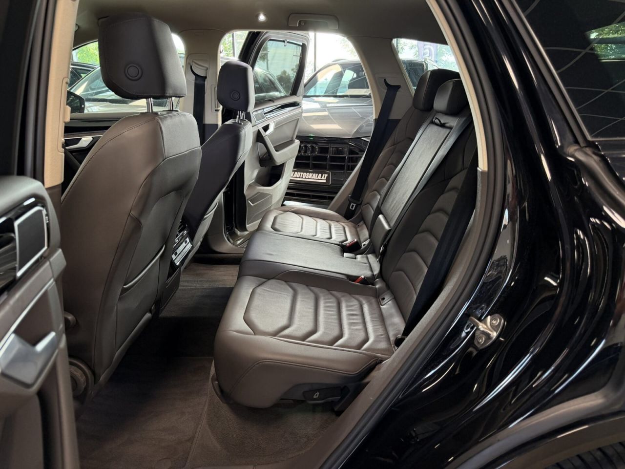 Volkswagen Touareg | 21