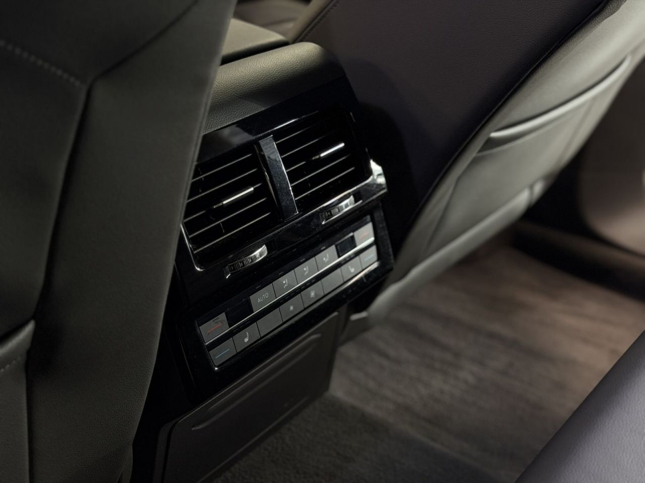 Volkswagen Touareg | 22