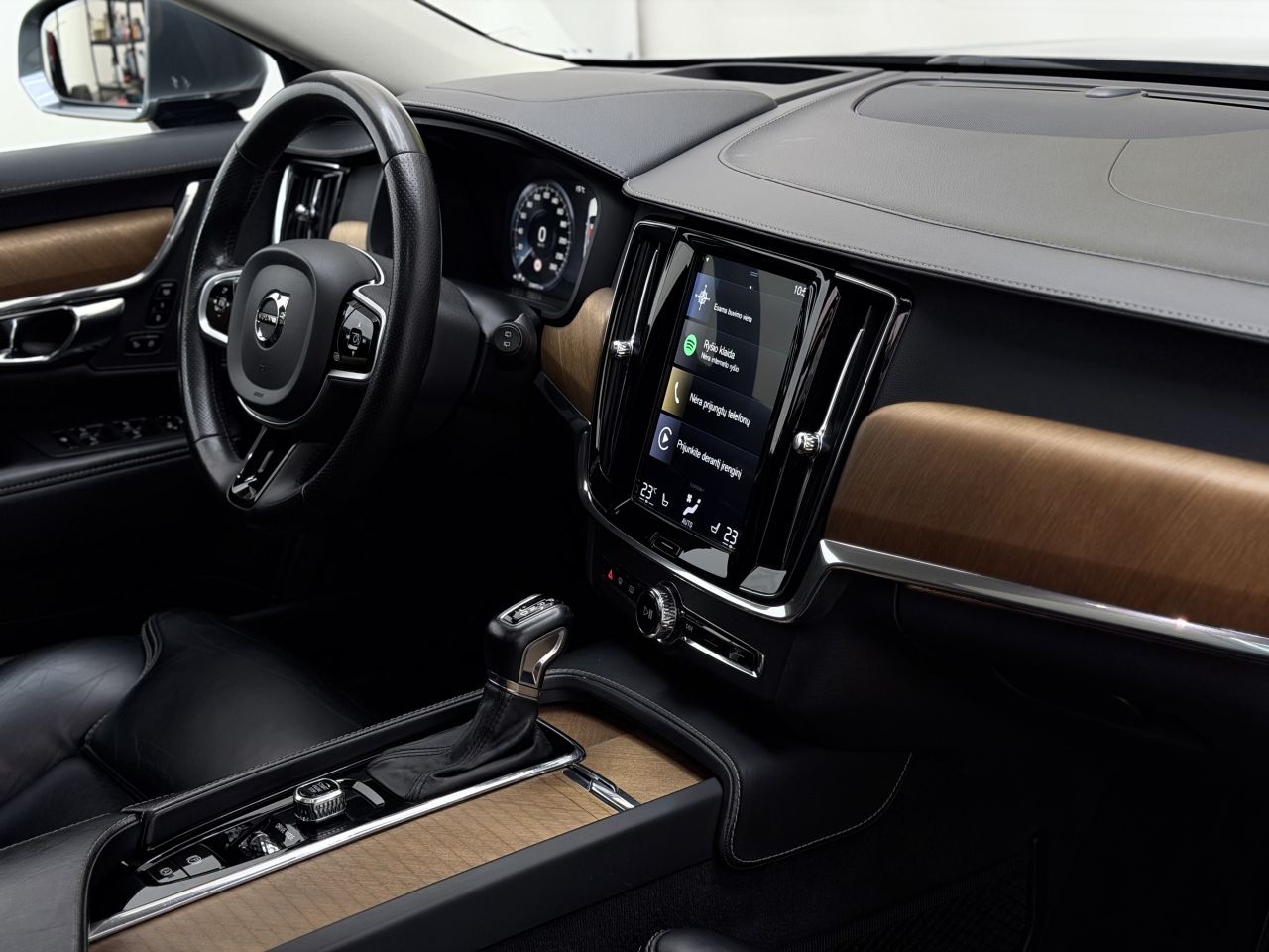 Volvo V90 | 17