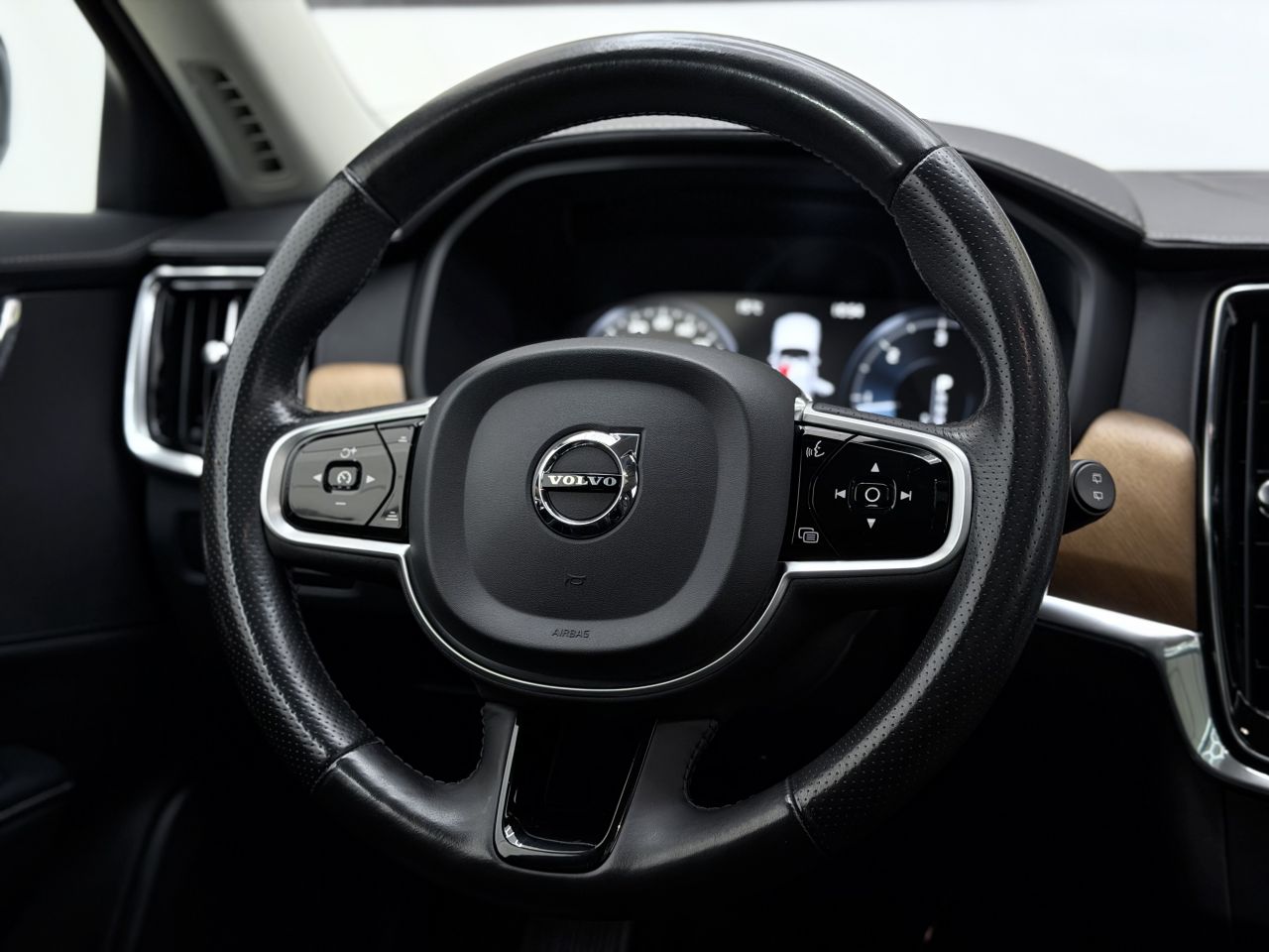 Volvo V90 | 19
