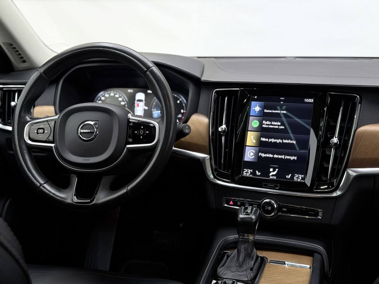 Volvo V90 | 18