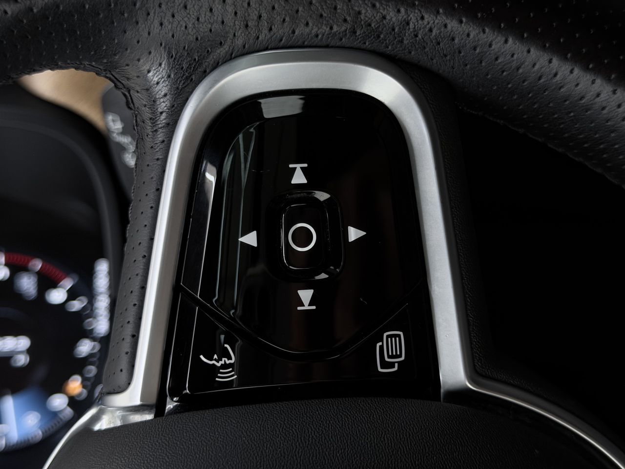 Volvo V90 | 33